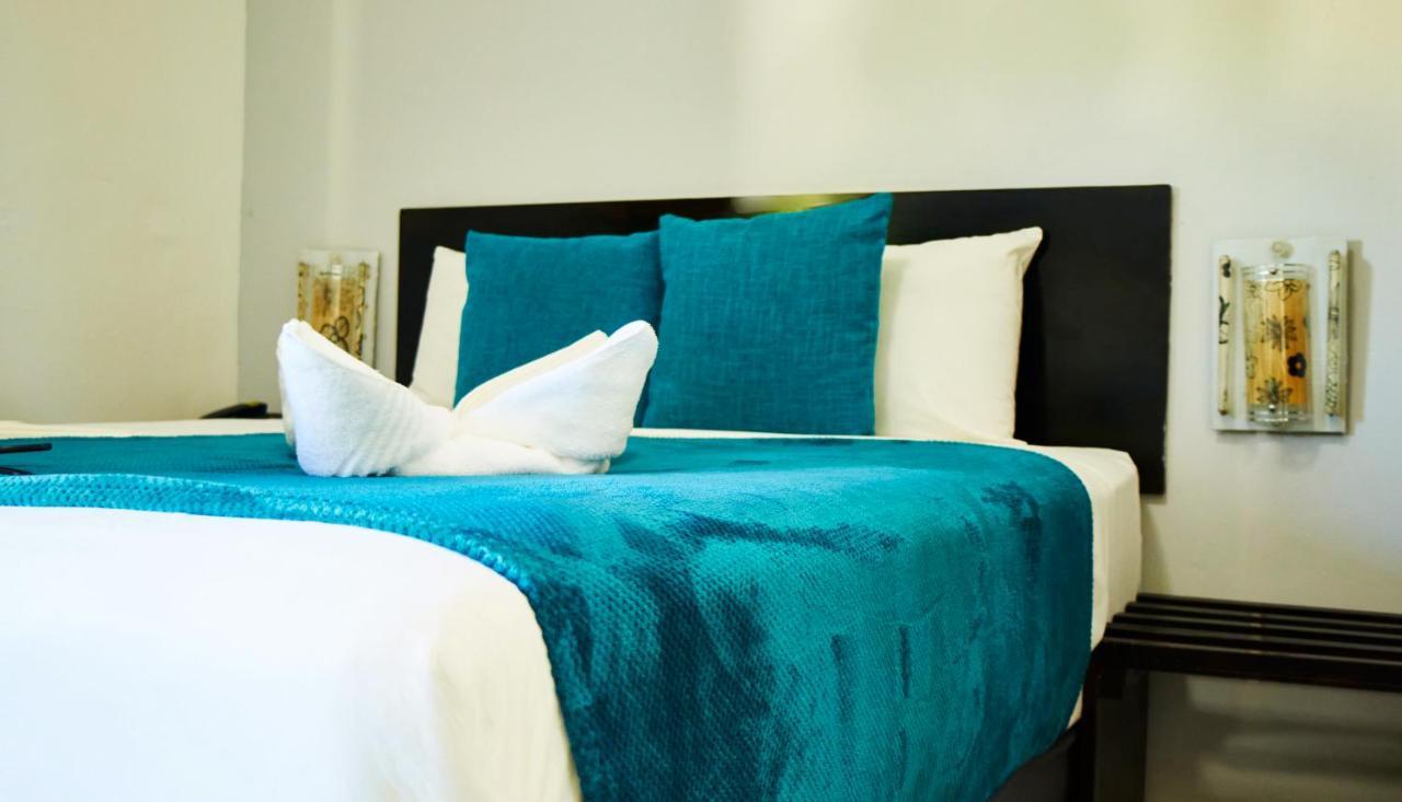 Laha Hotel Maun Ngoại thất bức ảnh